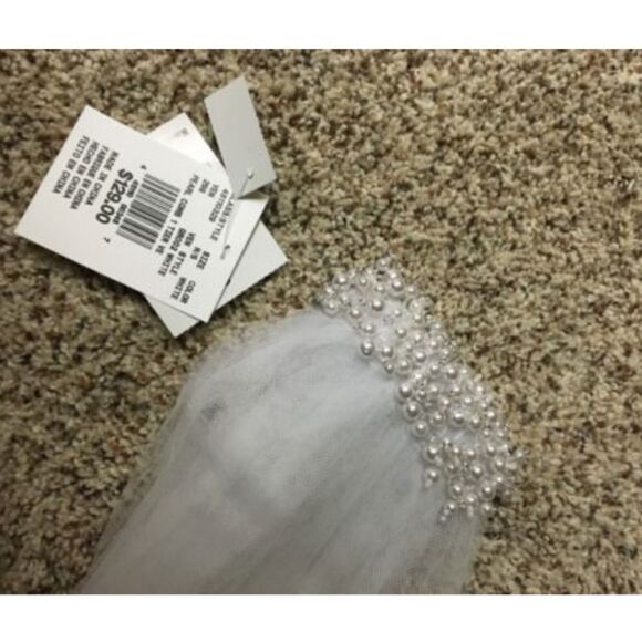 Davids Bridal One Tier Cathedral Veil White NWT - Picture 6 of 8